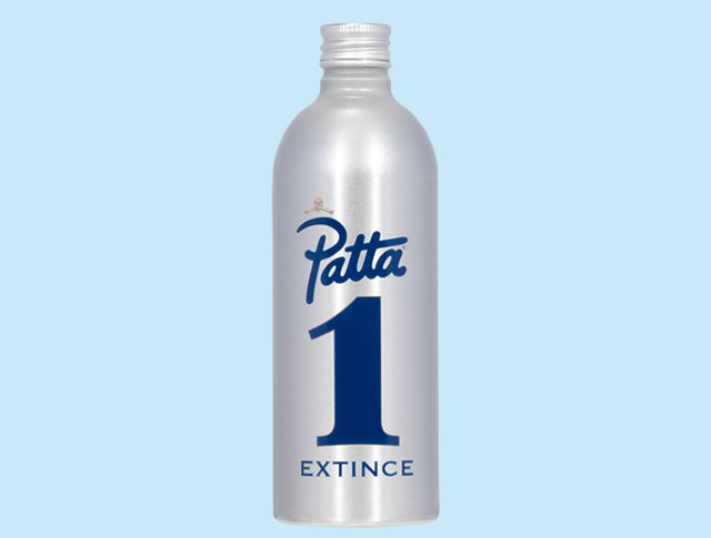 Bedrukte blikjes energy drink