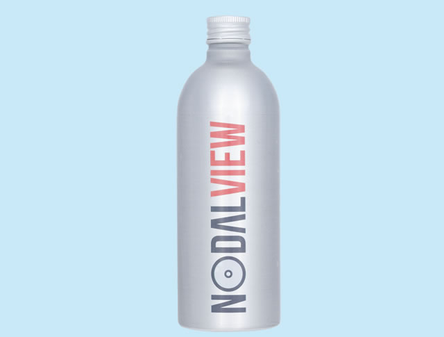 Waterflesjes met eigen label