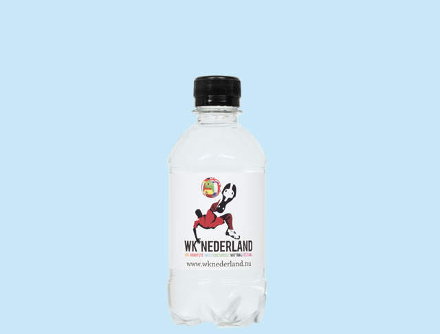 Flesje water met eigen etiket 33 cl. schroefdop 1